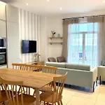 Les Roches Noires - Terrasse Vue Trouville-sur-Mer