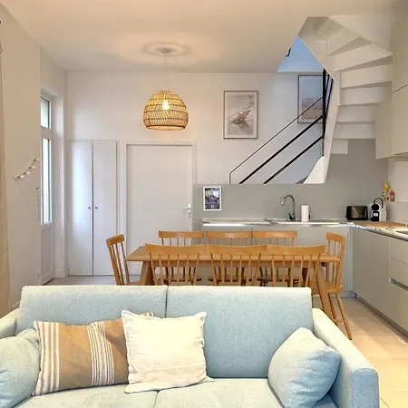 Les Roches Noires - Terrasse Vue * Трувиль-сюр-Мер